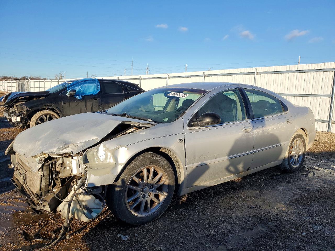 2001 Chrysler 300M M, VIN 2C3HE66G41H599532 — Перед