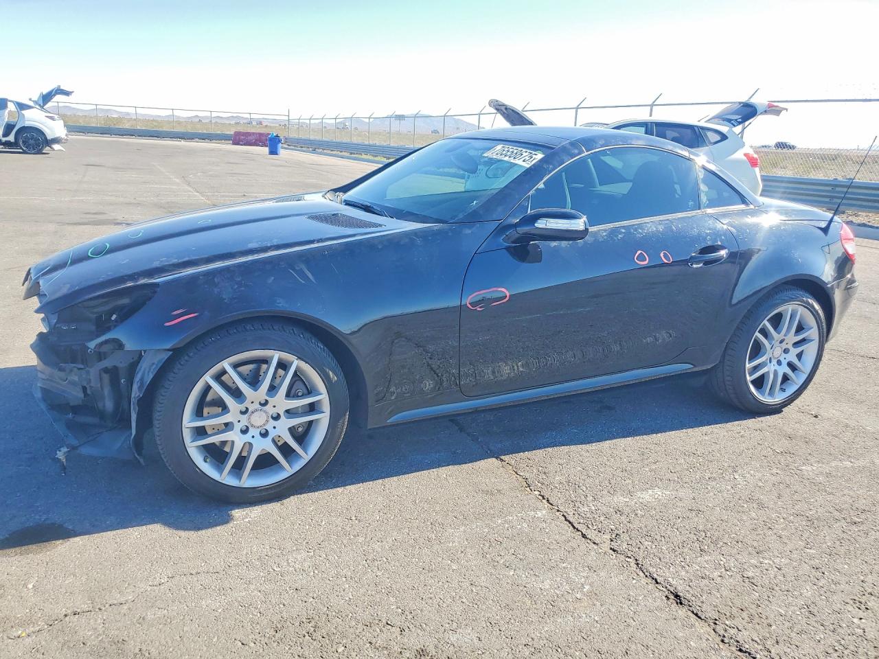 2008 Mercedes-Benz SLK 350, VIN WDBWK56F88F188898 — Front end