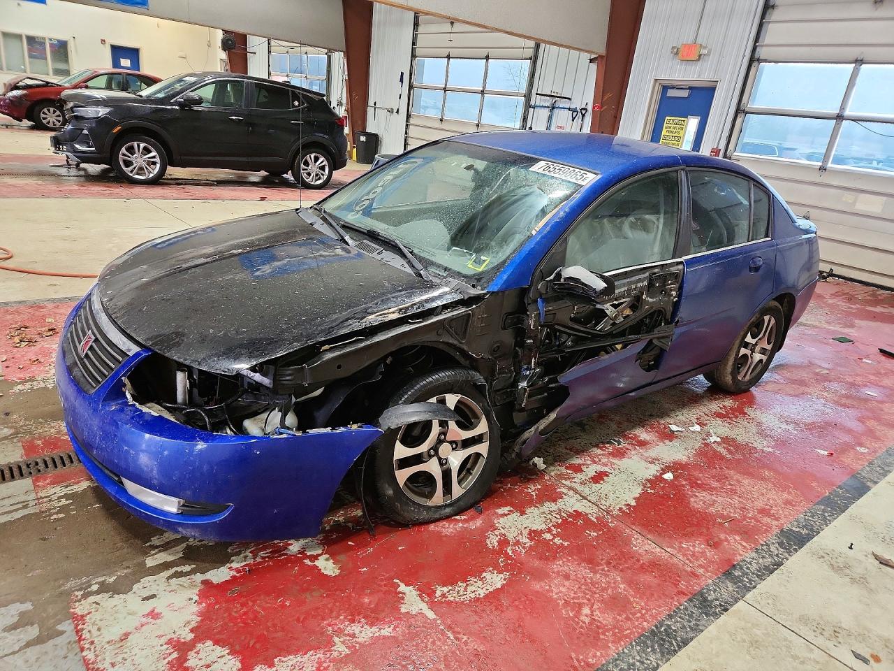 2005 Saturn ION ION 3, VIN 1G8AL52F45Z110766 — Side