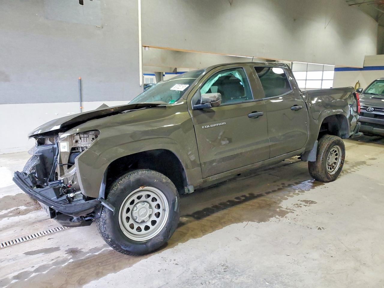 2024 Chevrolet Colorado 2WD Work Truck, VIN 1GCGSBEC1R1247364 — Auction photo