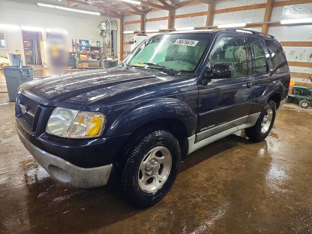 2002 Ford Explorer Sport Value, VIN 1FMYU60E92UA97972 — Front end