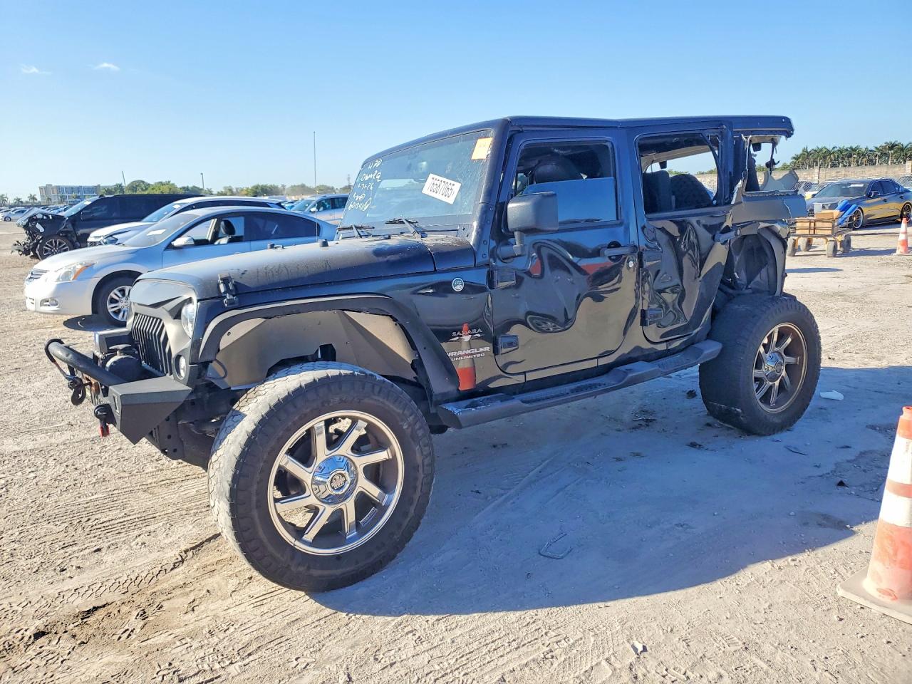 2017 Jeep Wrangler Unlimited Sahara, VIN 1C4BJWEG4HL601341 — Rear end