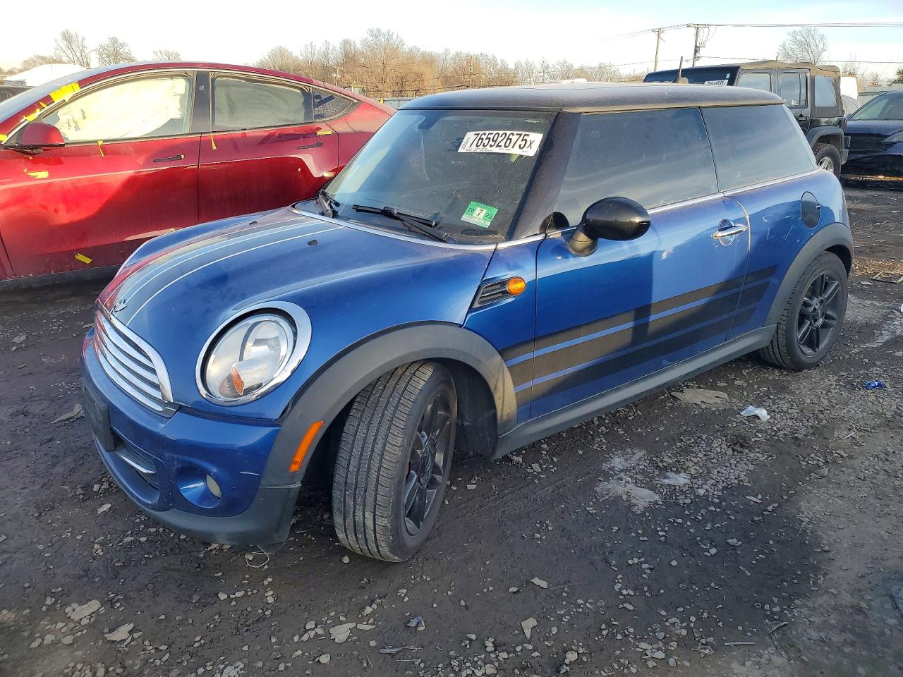 2012 MINI Hardtop, VIN WMWSU3C58CT258756 — Мелкие вмятины и царапины