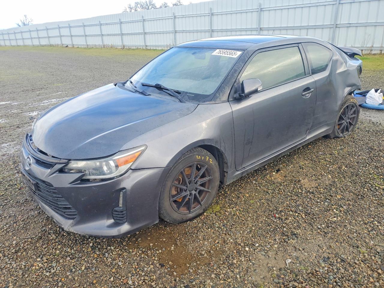 2014 Scion tC, VIN JTKJF5C71E3088340 — Front end