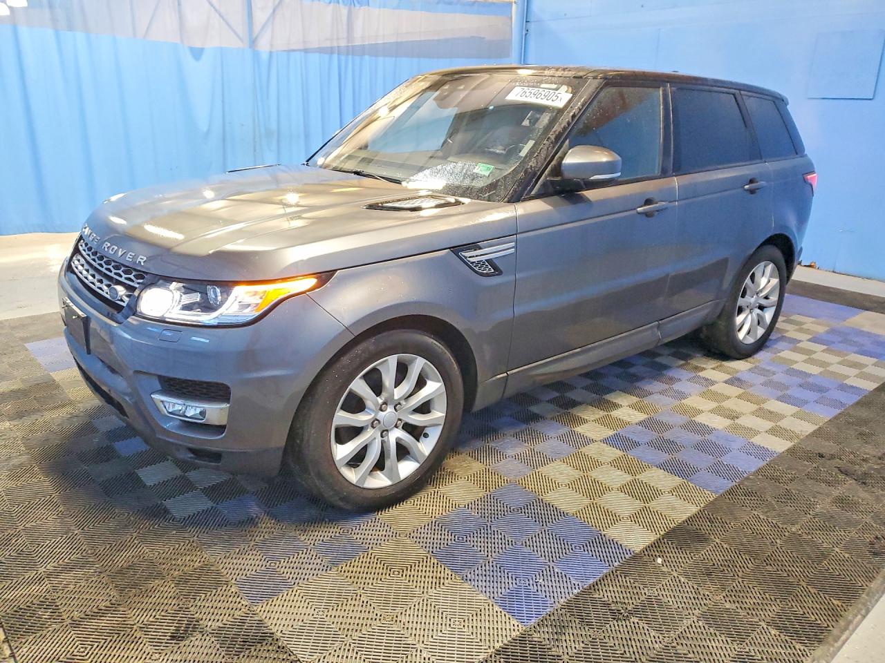 2017 Land Rover Range Rover Sport HSE, VIN SALWR2FV9HA177630 — Auction photo