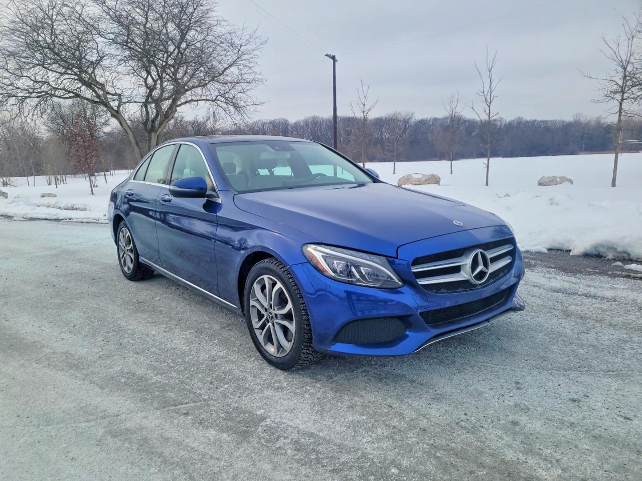 2018 Mercedes-Benz C 300, VIN 55SWF4KB2JU260741 — Ранее повреждён