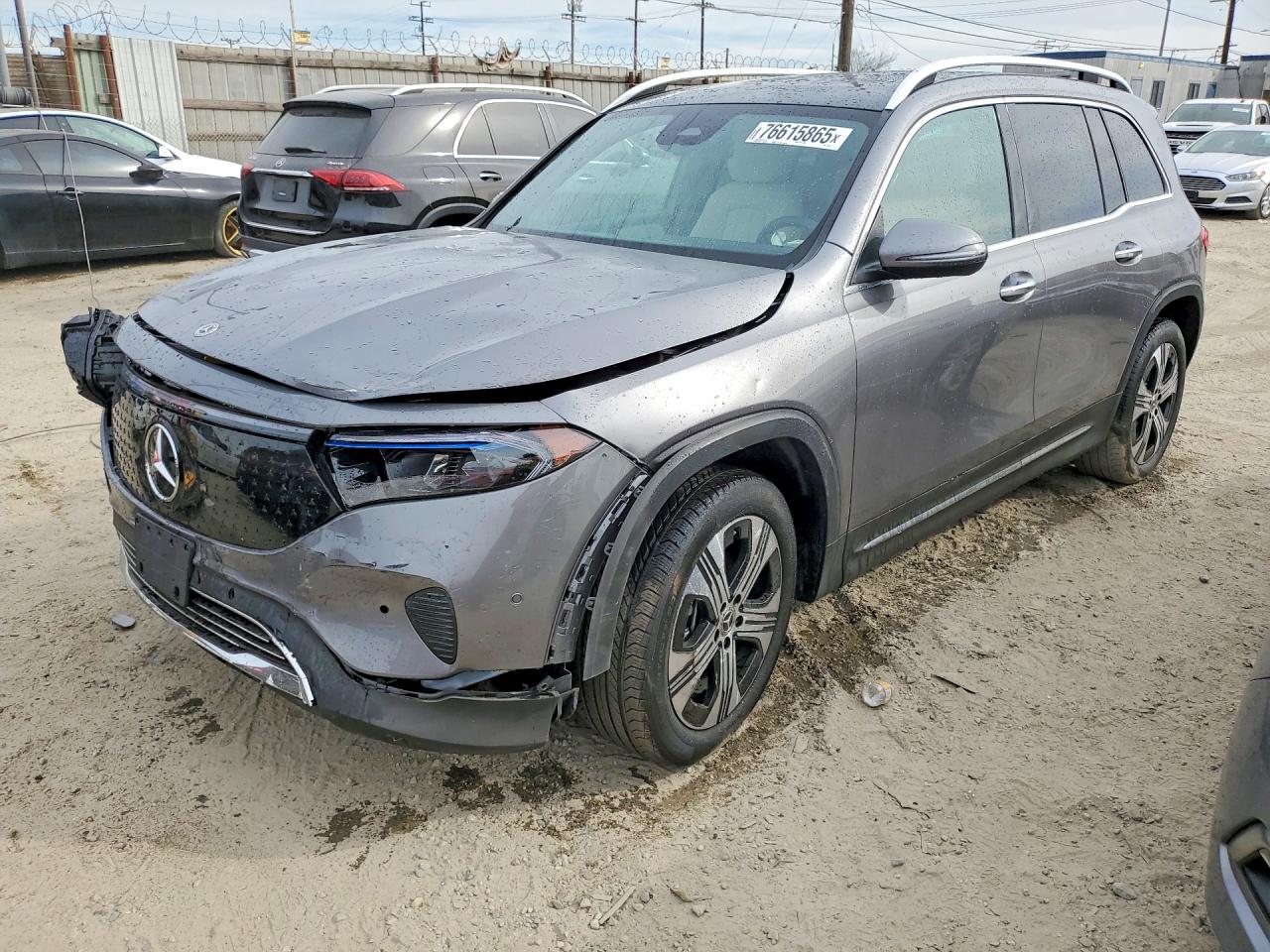 2025 Mercedes-Benz EQB 350, VIN W1N9M1DB0SN127763 — Front end