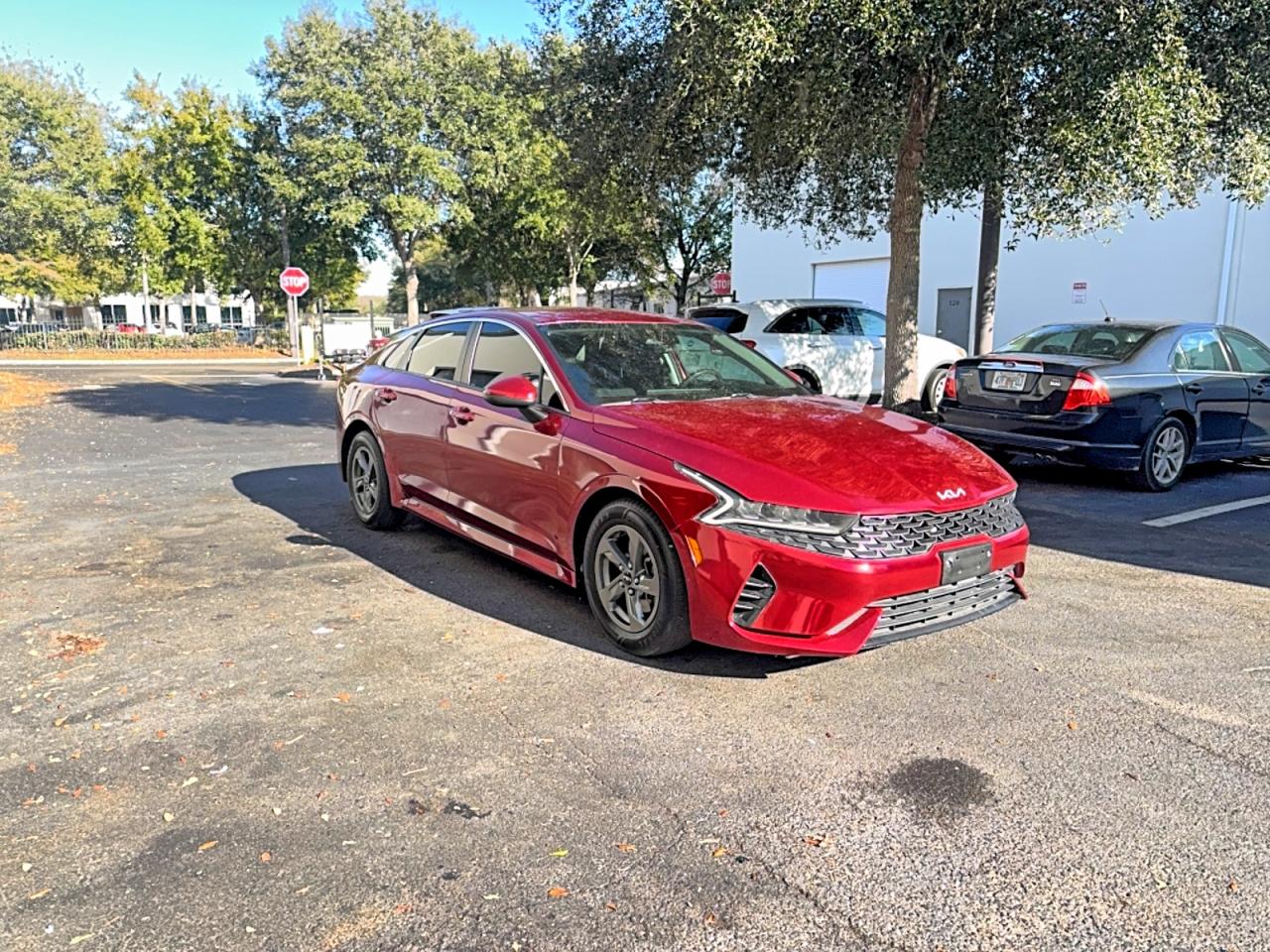 2022 Kia K5 LXS, VIN 5XXG14J29NG090578 — Minor dents and scratches
