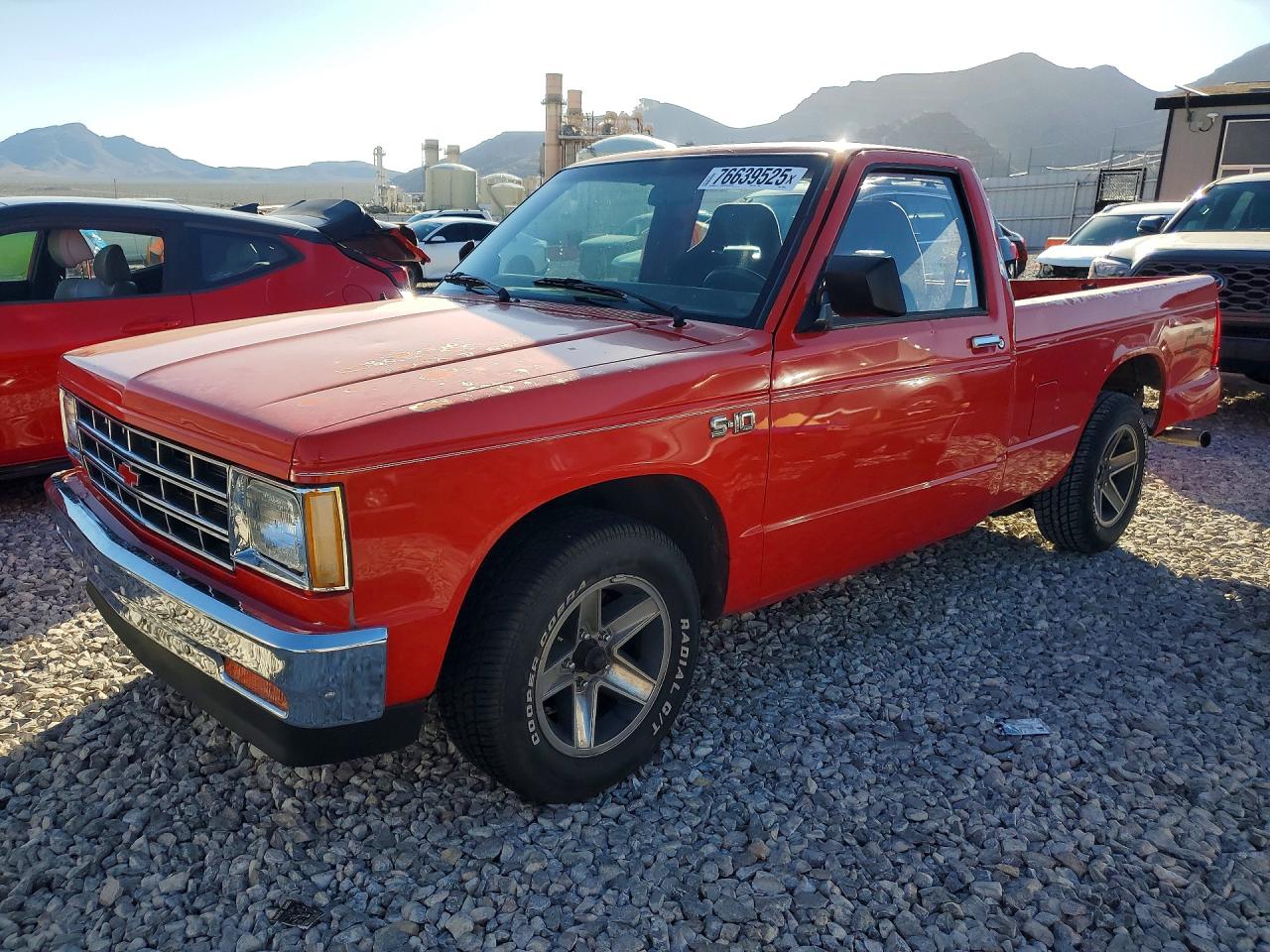 1984 Chevrolet S-10, VIN 1GCBS14B1E8220745 — Rear end