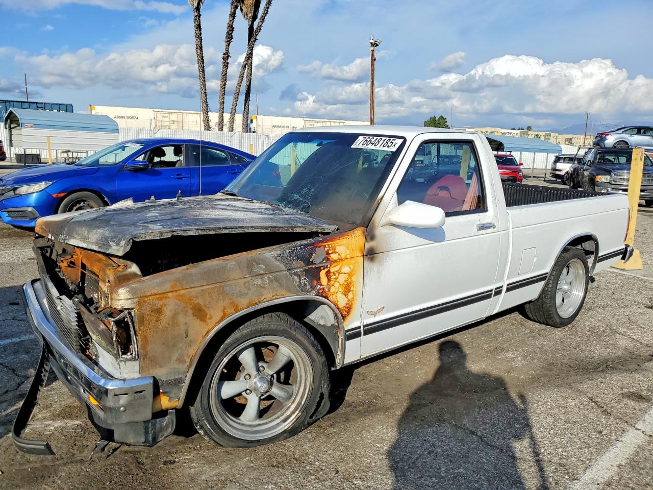 1982 GMC Sonoma, VIN 1GTBS14B4C2506301 — Engine fire
