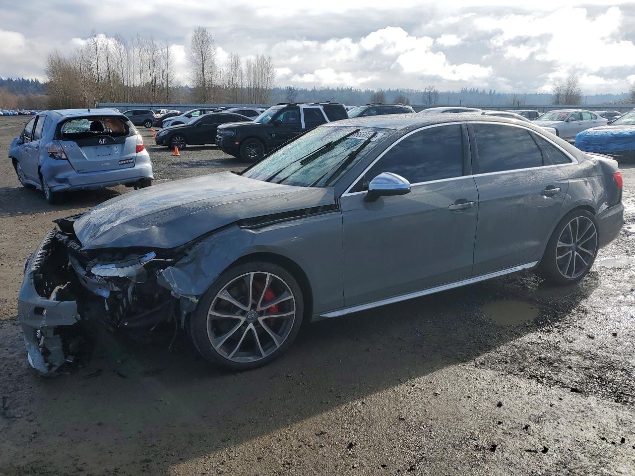 2020 Audi S4 Prestige, VIN WAUC4AF4XLA039983 — Перед