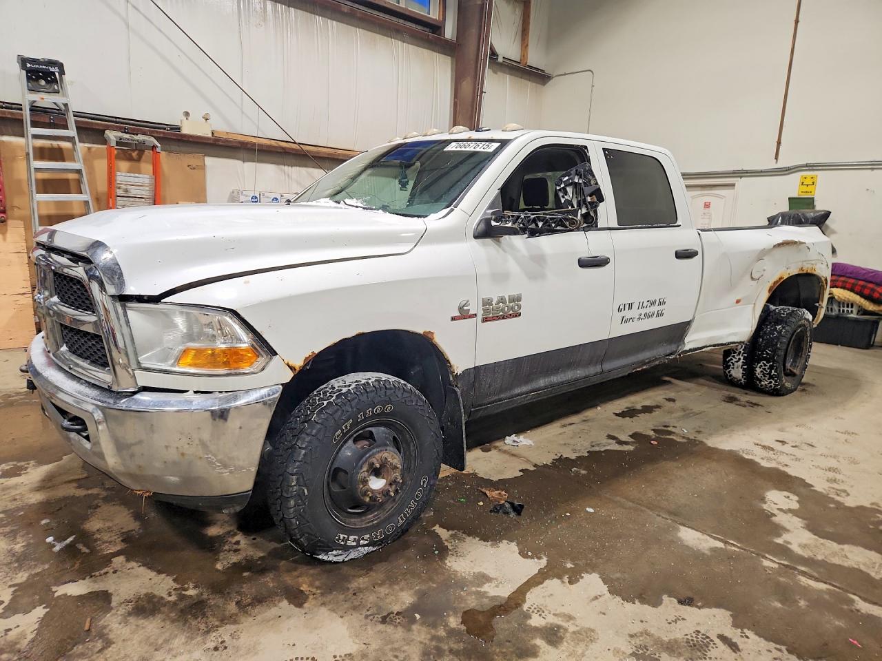 2013 Ram 3500 Tradesman, VIN 3C63RRGL4DG568204 — Side