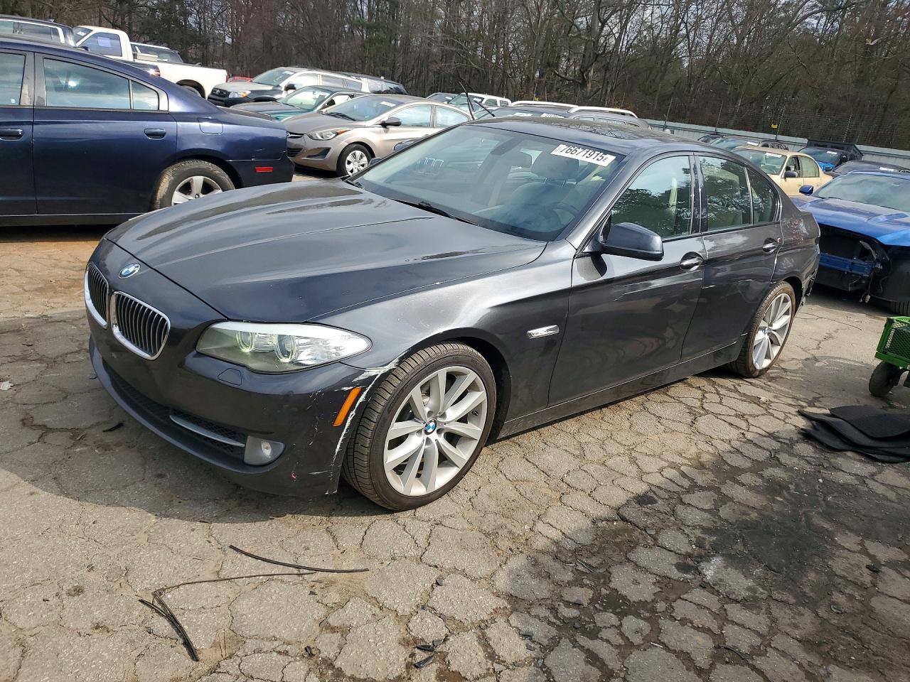 2011 BMW 5 Series 535i, VIN WBAFR7C52BC801043 — Rear end