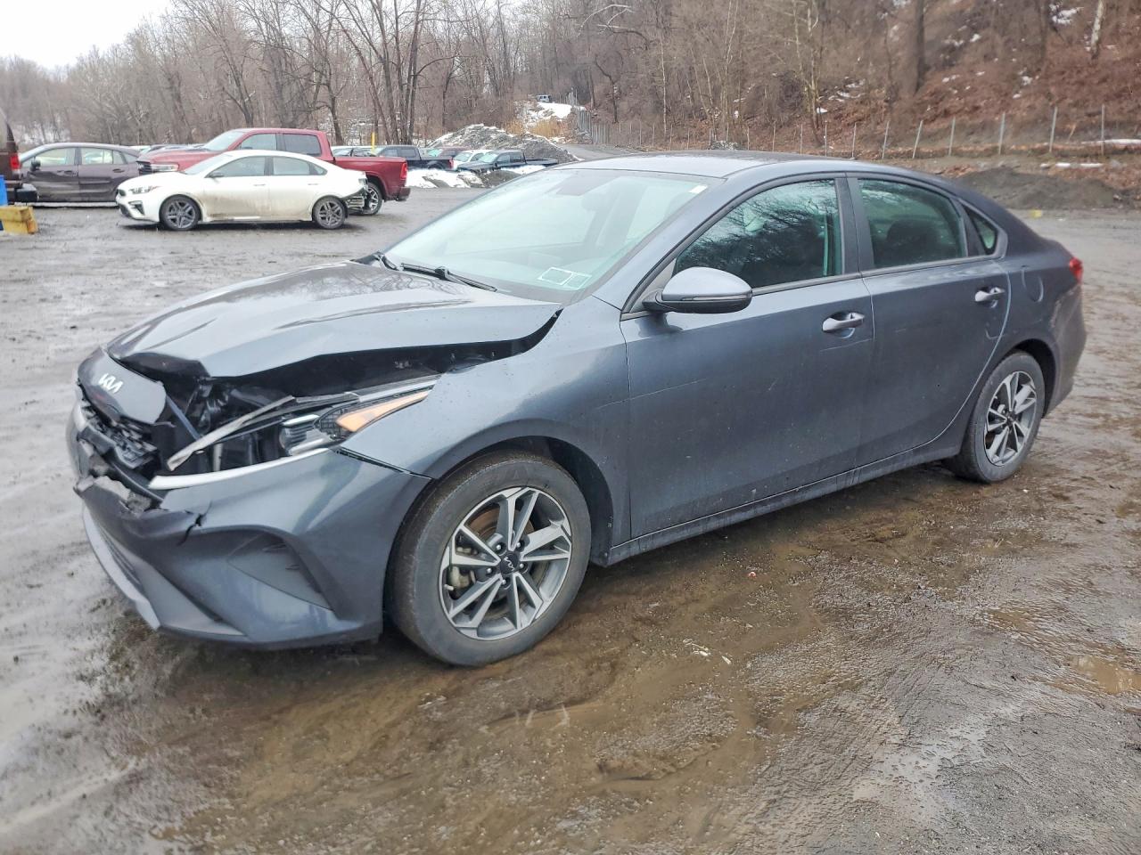 2023 Kia Forte LXS, VIN 3KPF24AD3PE571187 — Front end