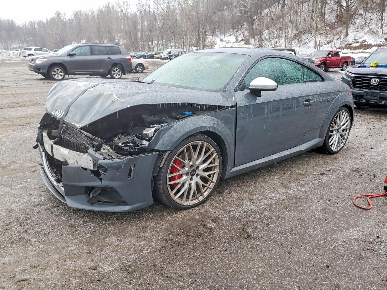 2016 Audi TTS 2.0T, VIN TRUC1AFVXG1029745 — Front end
