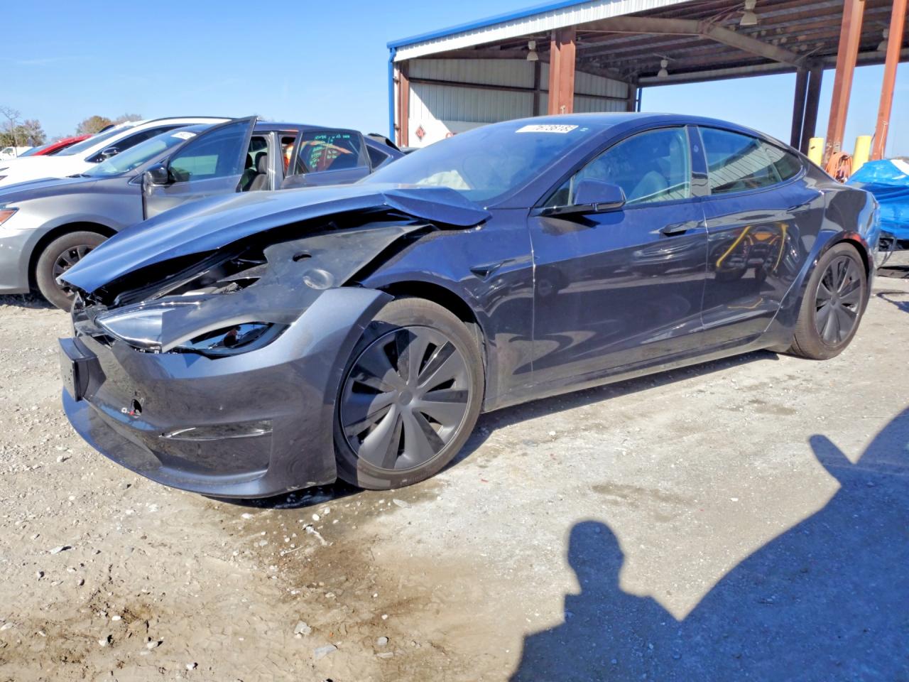 2025 Tesla Model S, VIN 5YJSA1E5XSF551377 — Front end