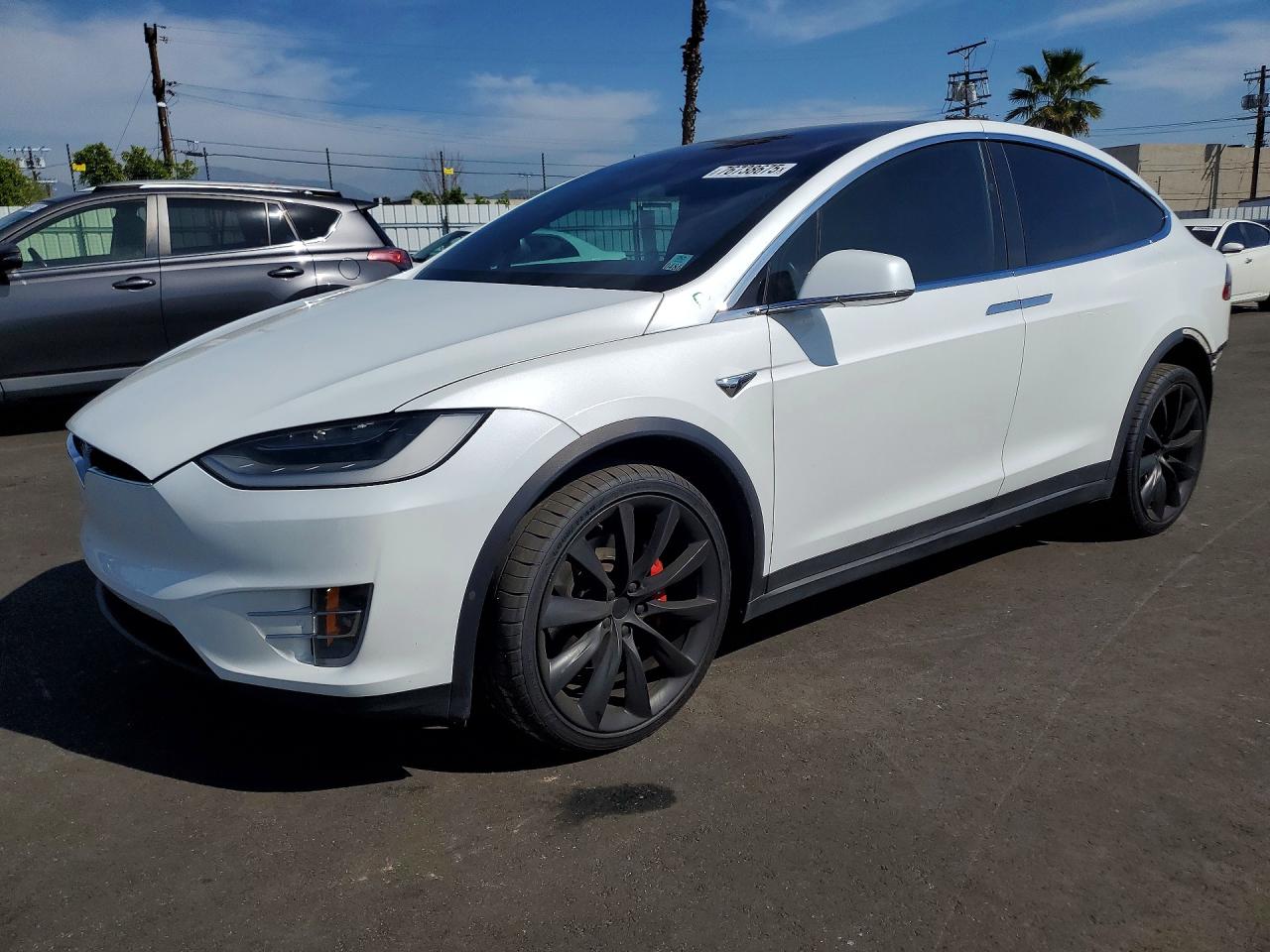 2019 Tesla Model X P100D, VIN 5YJXCBE47KF183141 — Rear end