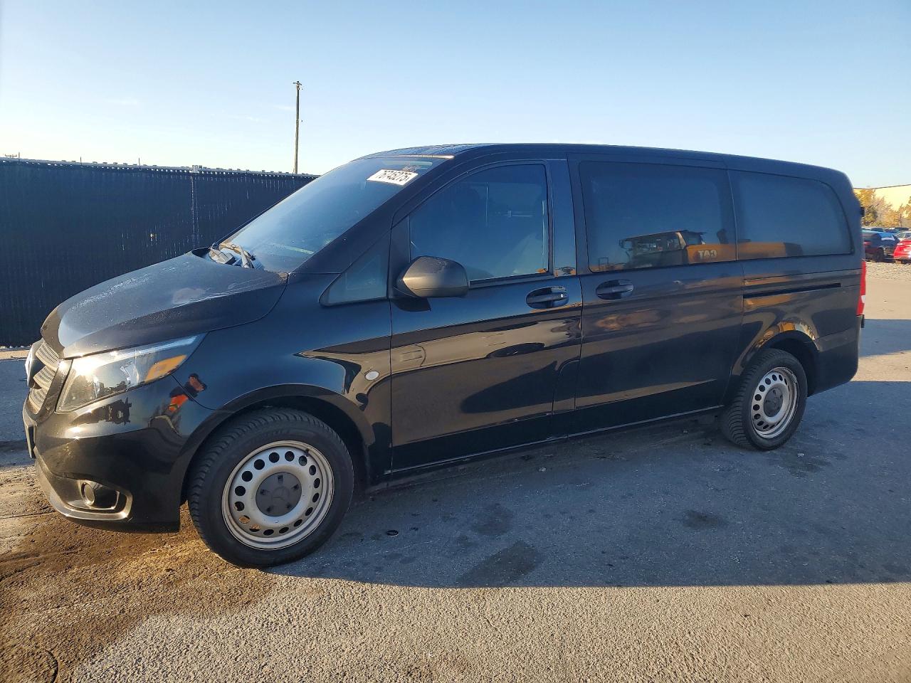2018 Mercedes-Benz Metris Passenger, VIN WD4PG2EE3J3411909 — Minor dents and scratches