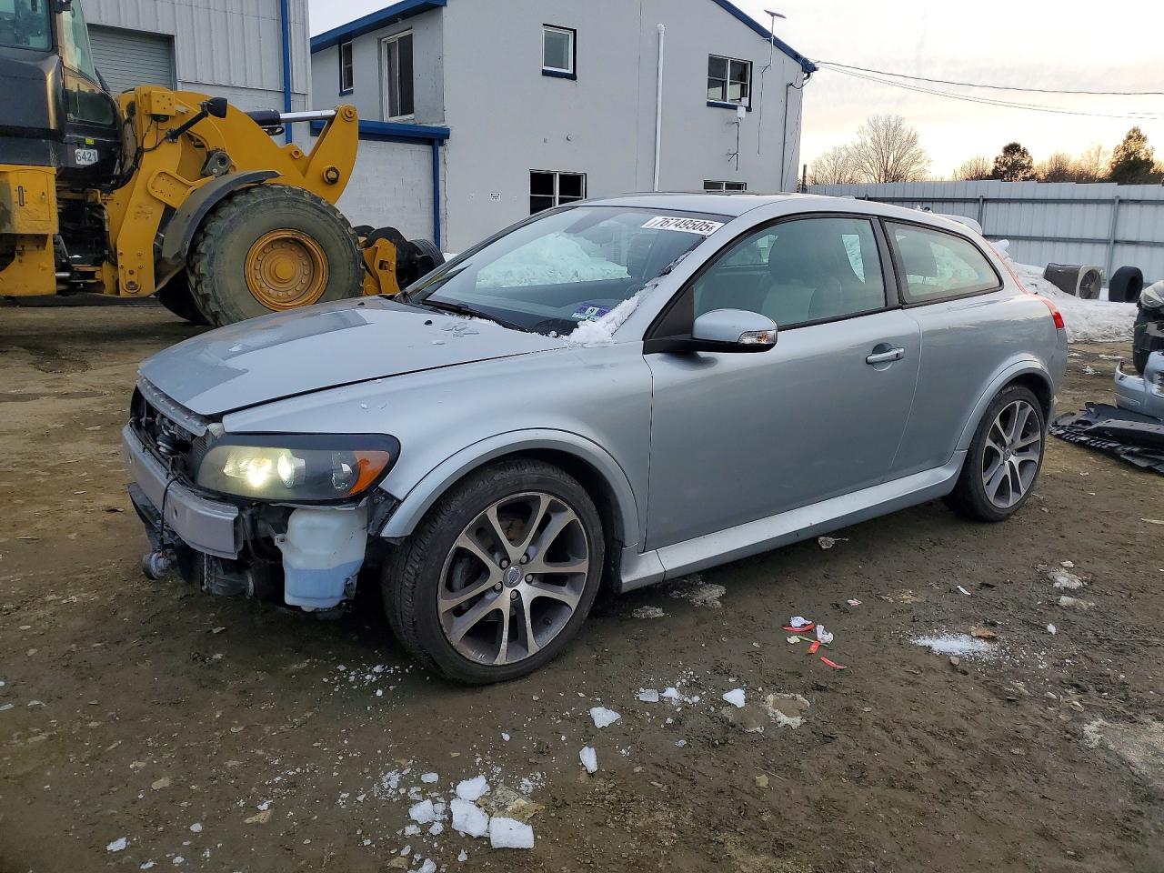 2009 Volvo C30, VIN YV1MK672692135615 — Перед