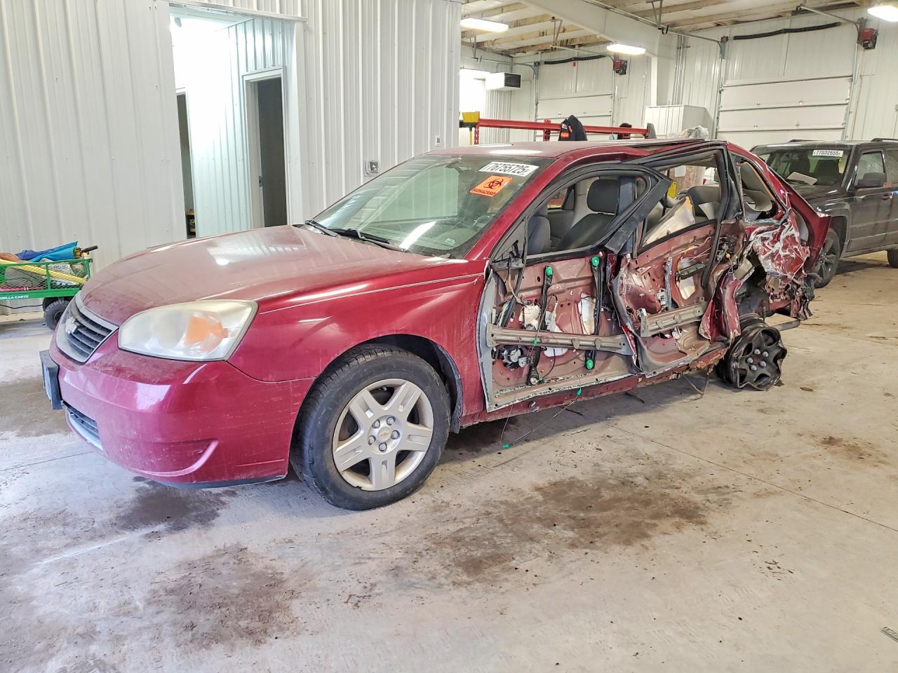 2007 Chevrolet Malibu Maxx LT, VIN 1G1ZT68N77F116202 — Side