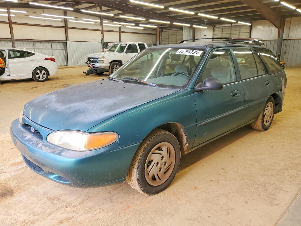 1998 Ford Escort, VIN 1FAFP15P7WW163726 — Rear end