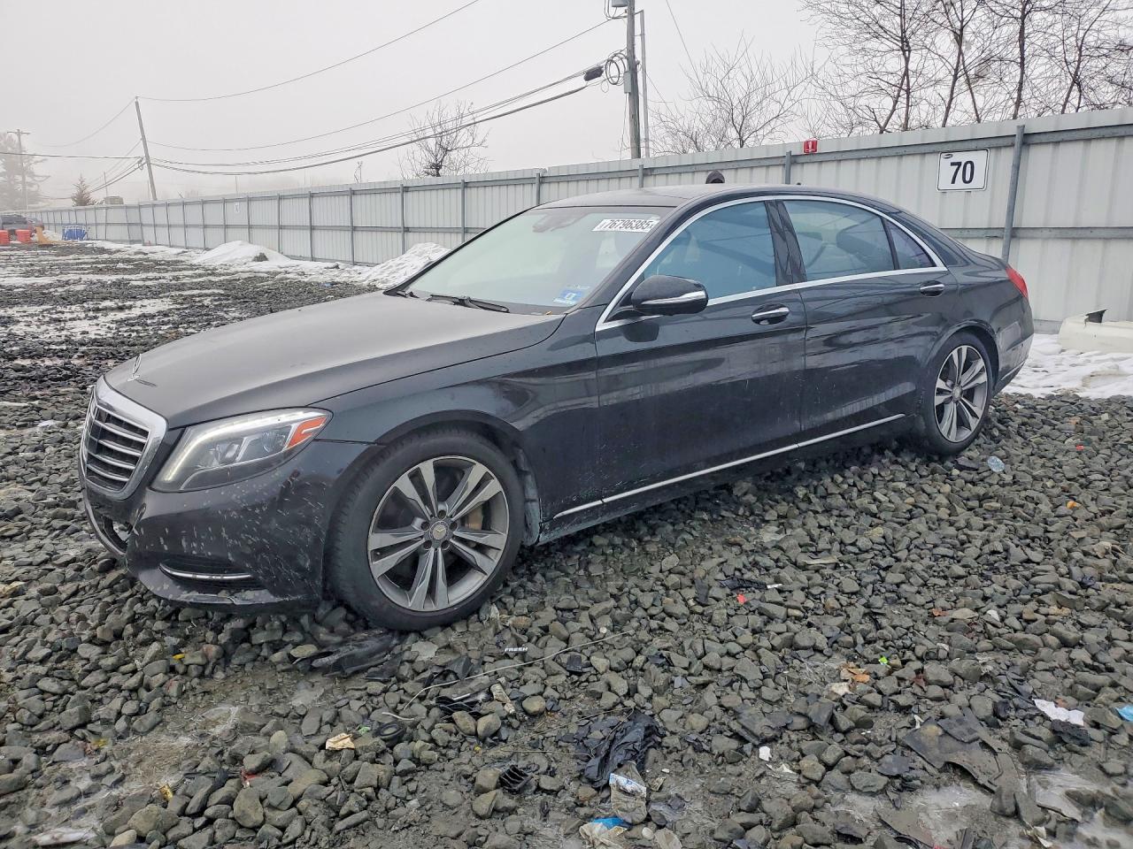 2015 Mercedes-Benz S 550, VIN WDDUG8FB4FA179754 — Undercarriage