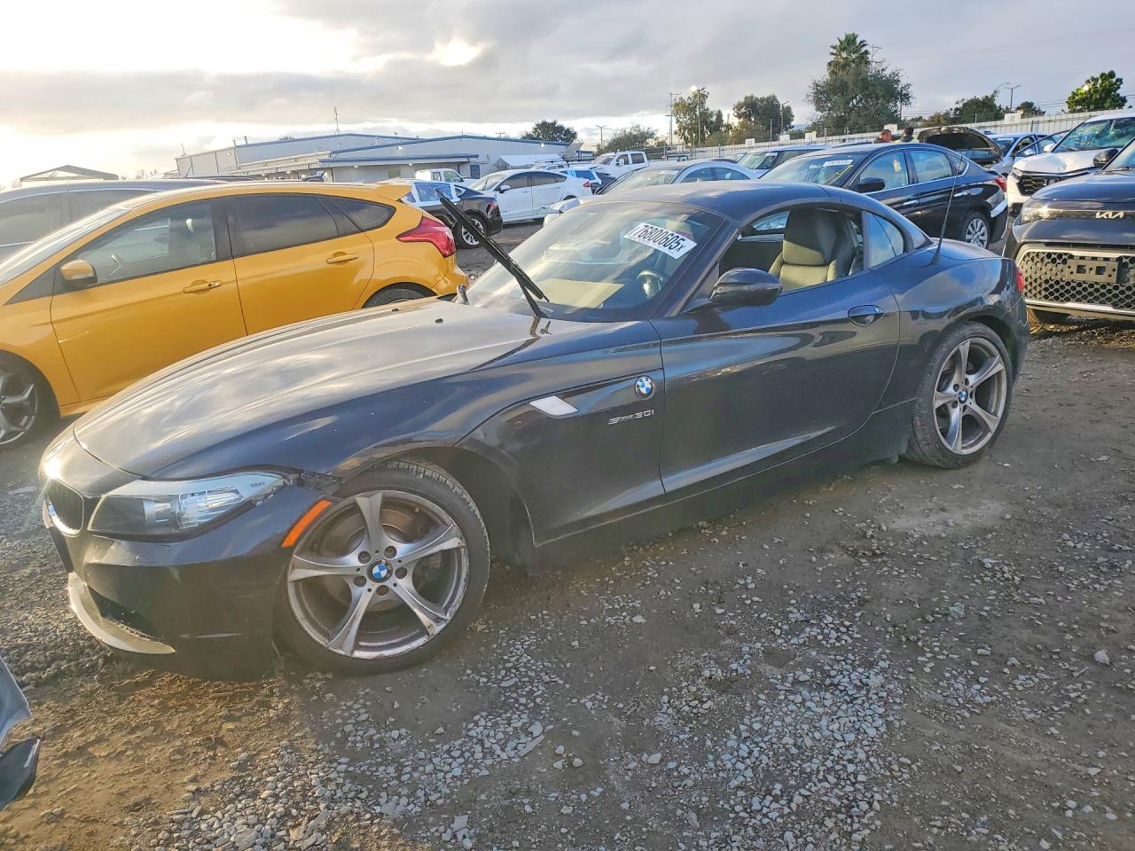 2011 BMW Z4 sDrive30i, VIN WBALM5C58BE378222 — Front end