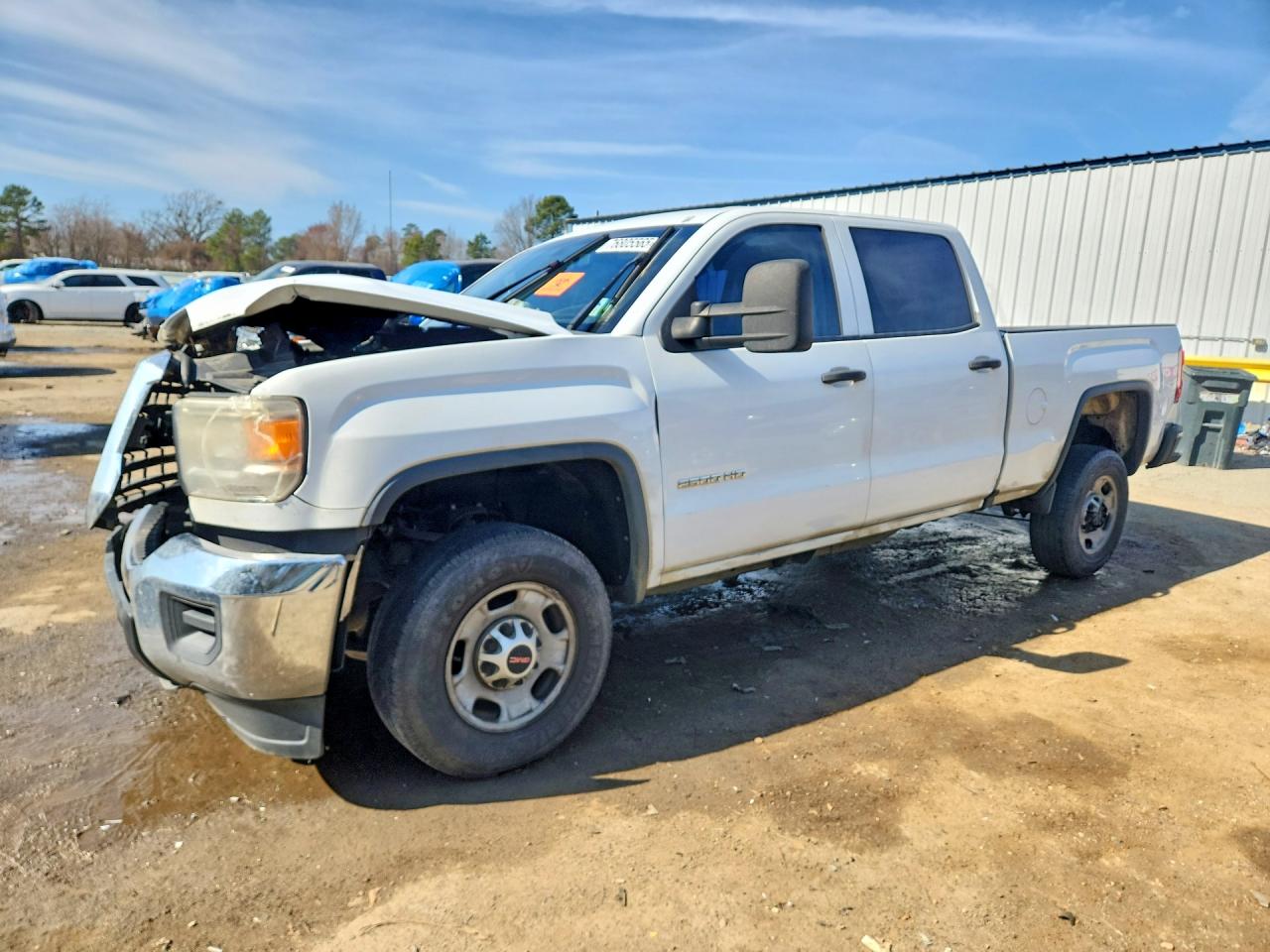 2016 GMC Sierra 2500HD, VIN 1GT11REG3GF169299 — Front end