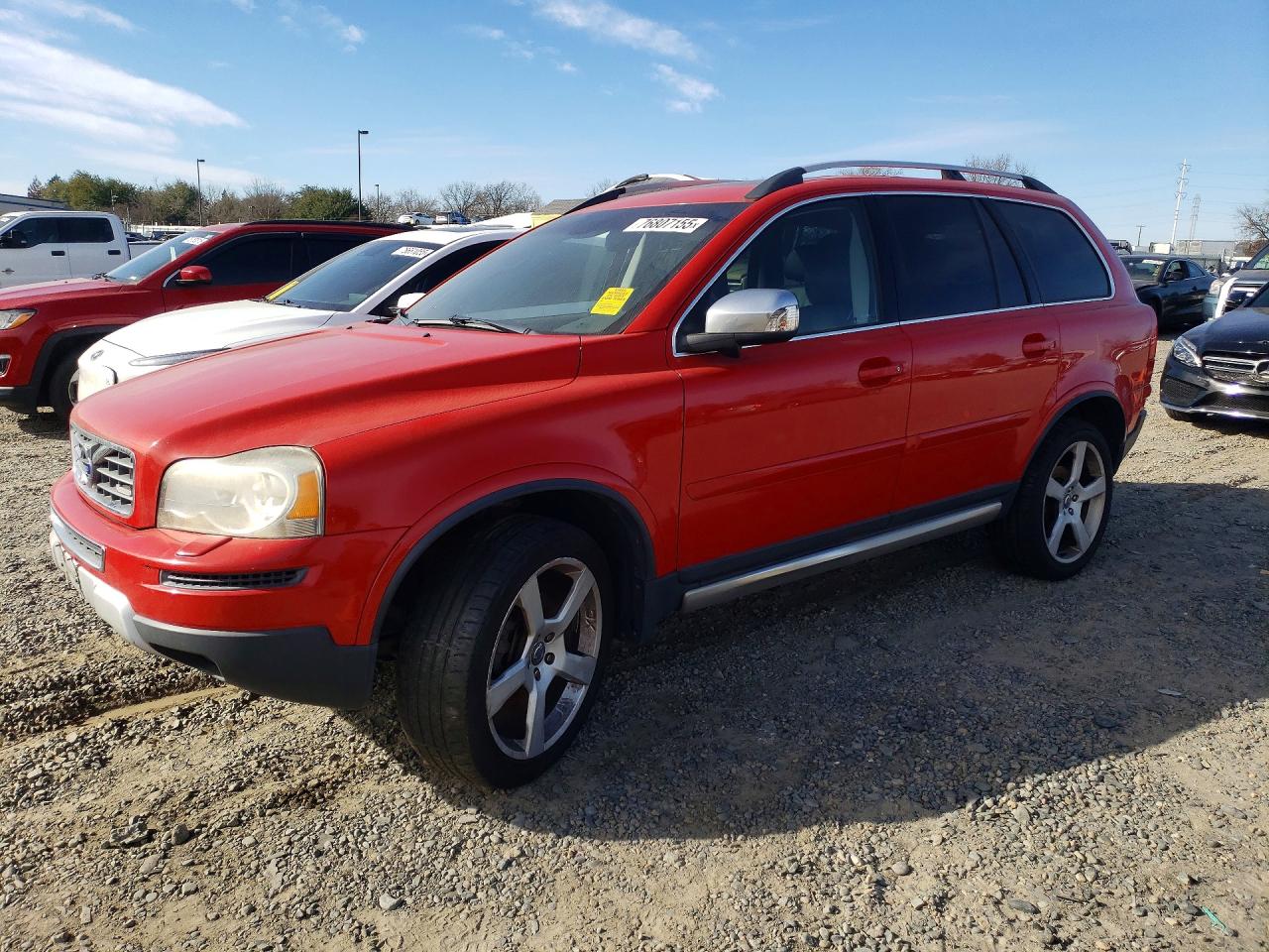 2012 Volvo XC90 R-Design, VIN YV4952CT4C1611896 — Side