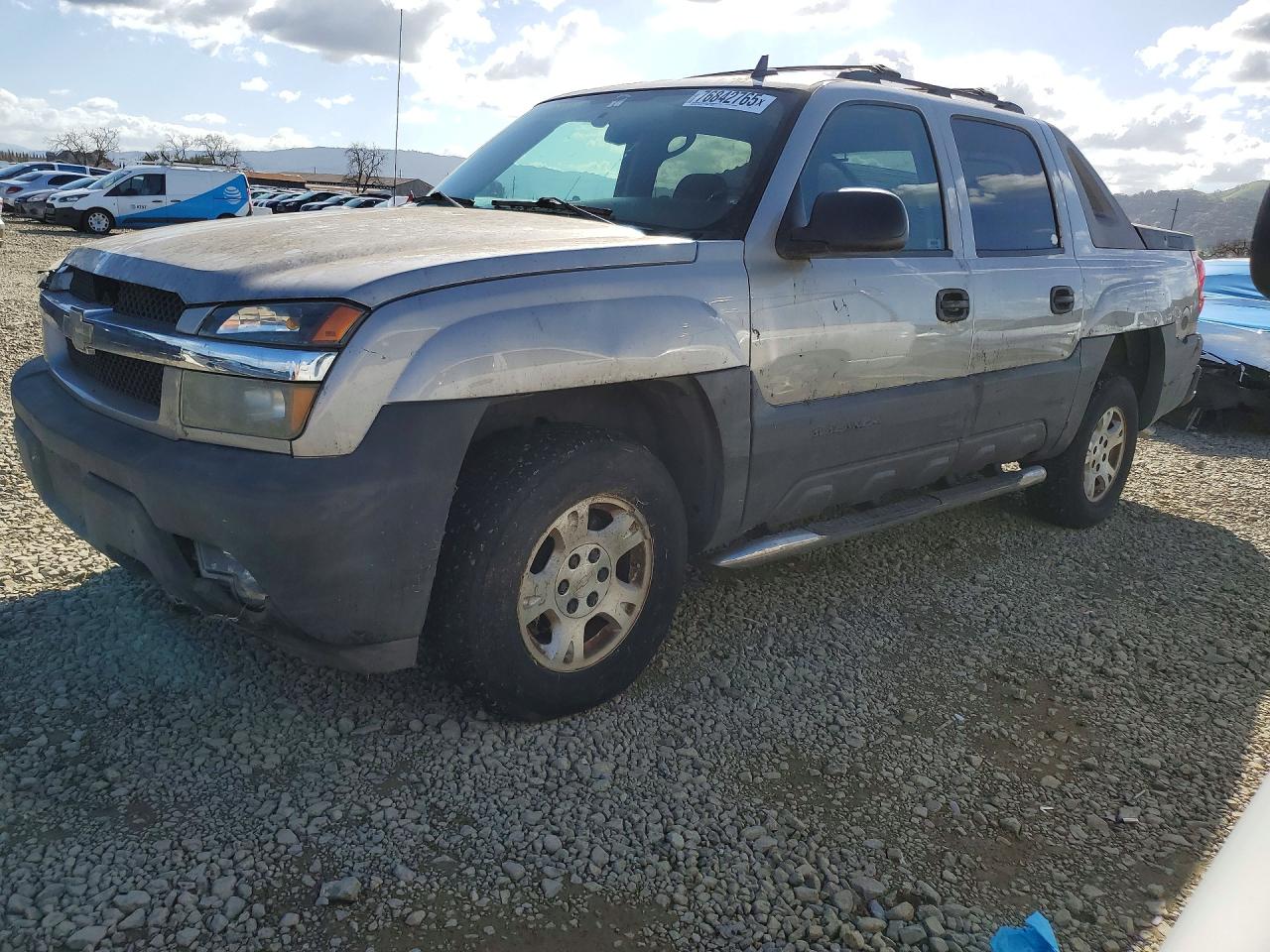 2006 Chevrolet Avalanche Z66, VIN 3GNEC12Z66G235464 — Minor dents and scratches
