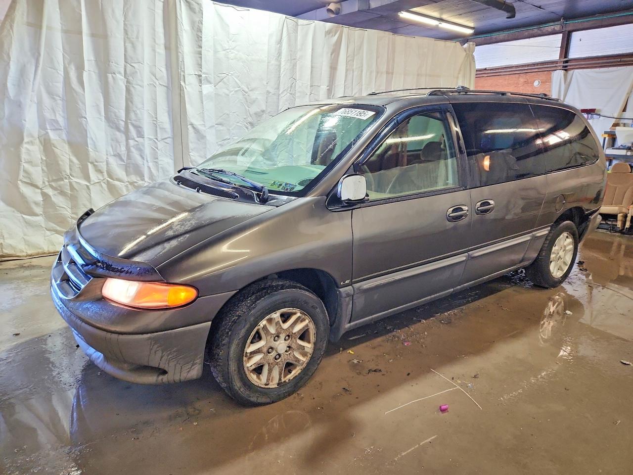 1997 Dodge Caravan LE, VIN 1B4GP54L4VB231259 — Зад