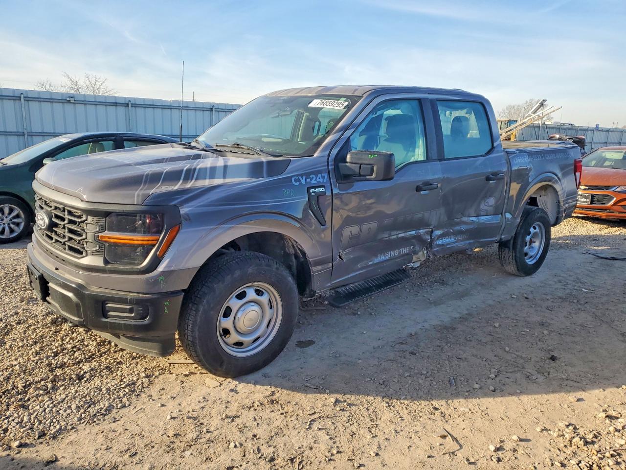 2024 Ford F-150 XL, VIN 1FTFW1L59RKD95609 — Бок