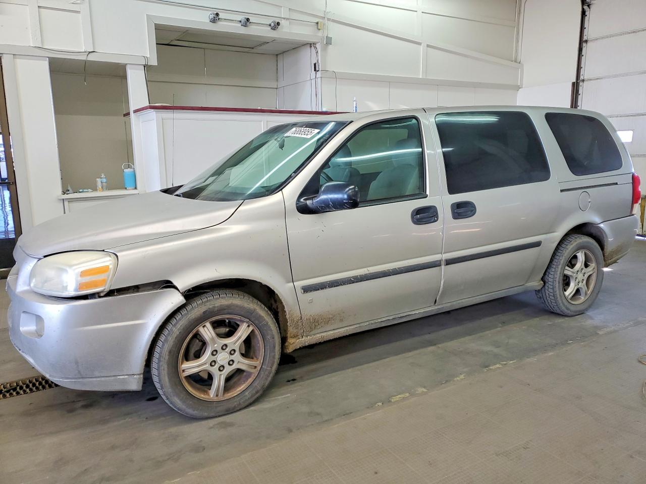 2007 Chevrolet Uplander LS Fleet, VIN 1GNDV23117D111394 — Front end