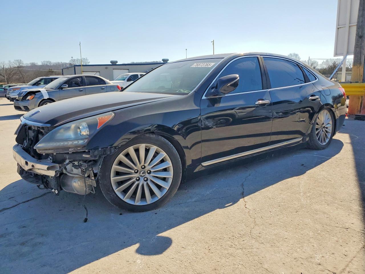 2015 Hyundai Equus Ultimate, VIN KMHGH4JH8FU093429 — Front end