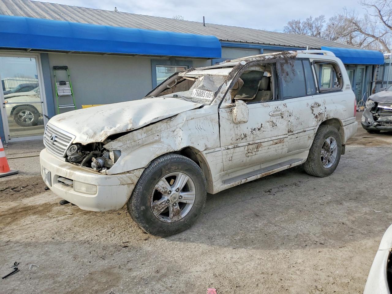2000 Lexus LX 470, VIN JT6HT00W0Y0087884 — Rollover