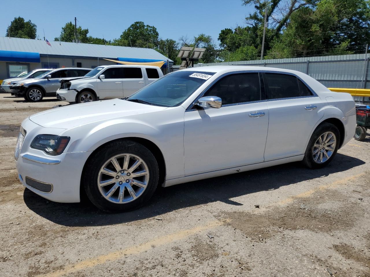 2012 Chrysler 300 Limited, VIN 2C3CCACG7CH231775 — Бок