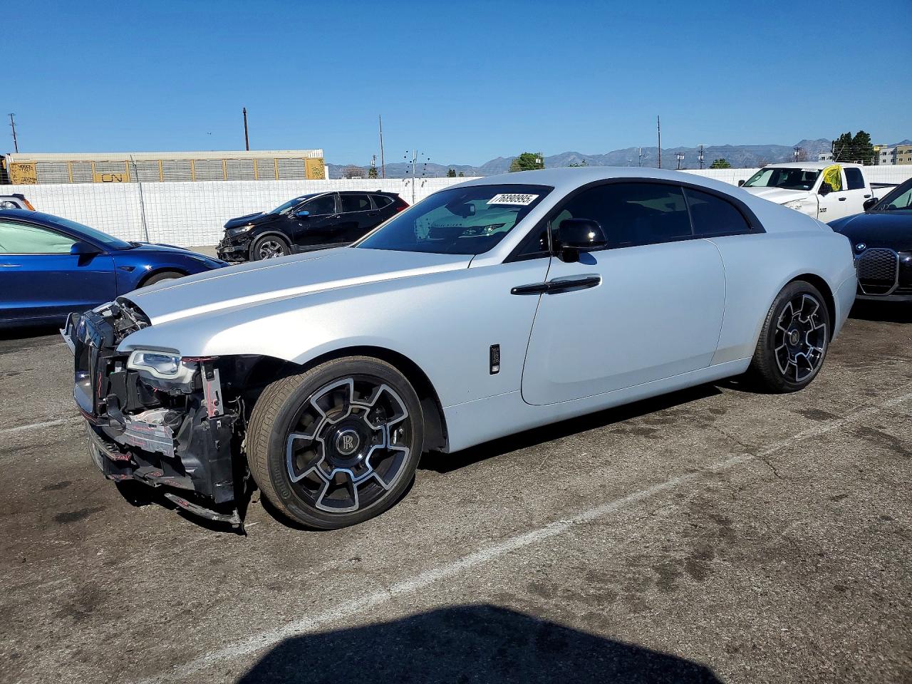 2018 Rolls-Royce Wraith, VIN SCA665C55JUX87039 — Front end