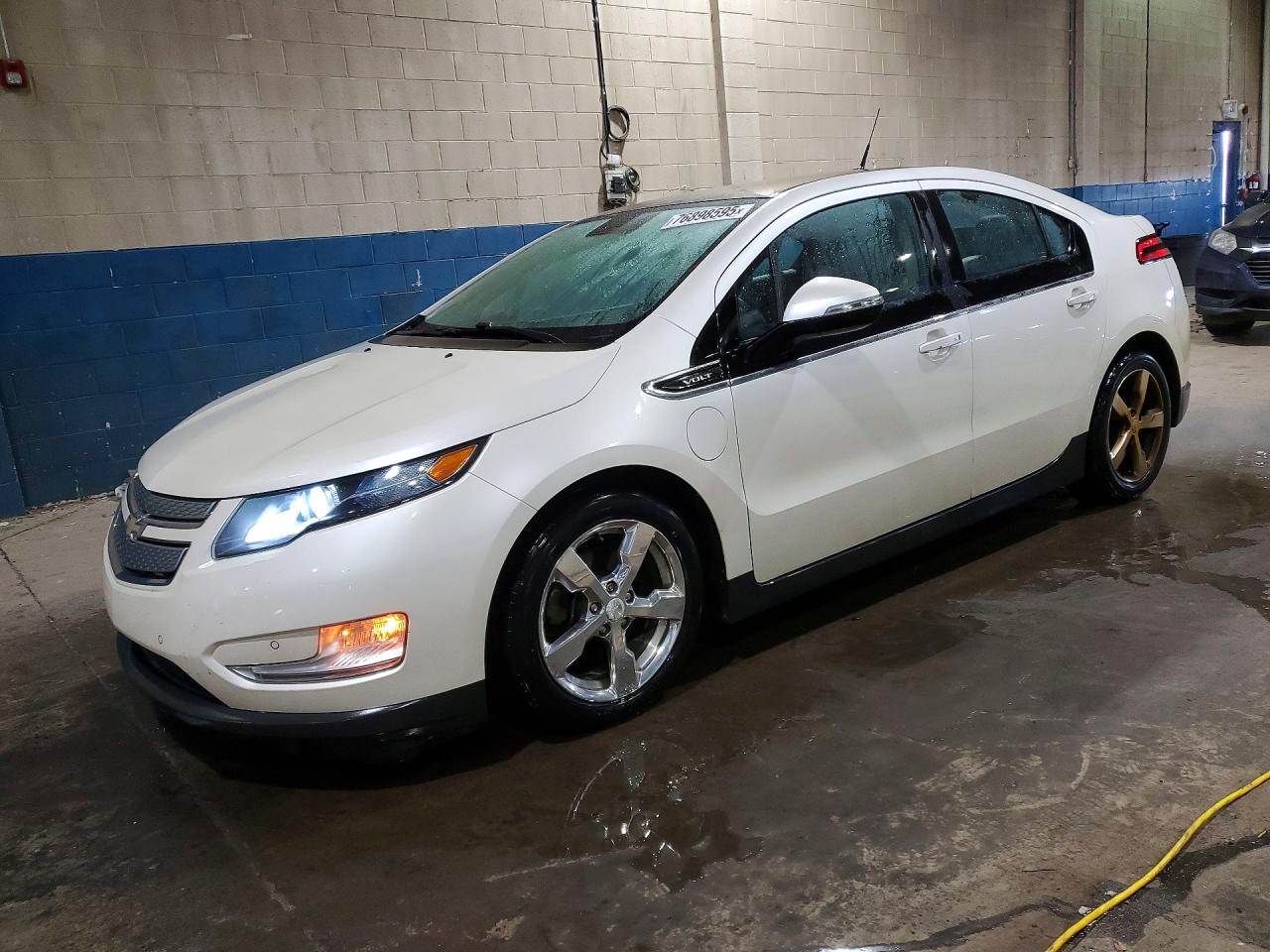 2012 Chevrolet Volt, VIN 1G1RB6E42CU108206 — Minor dents and scratches