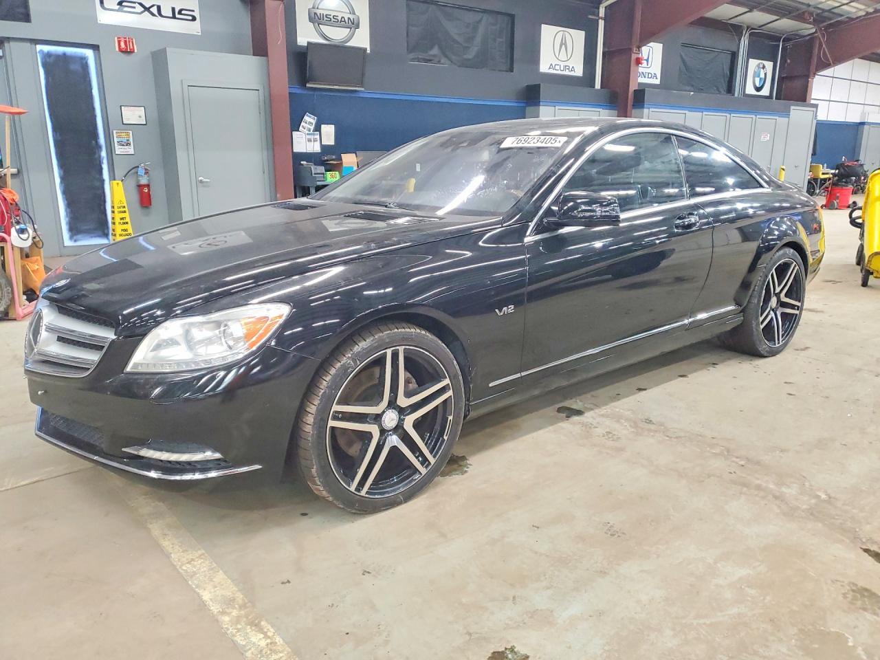 2012 Mercedes-Benz CL, VIN WDDEJ7GB7CA028644 — Minor dents and scratches
