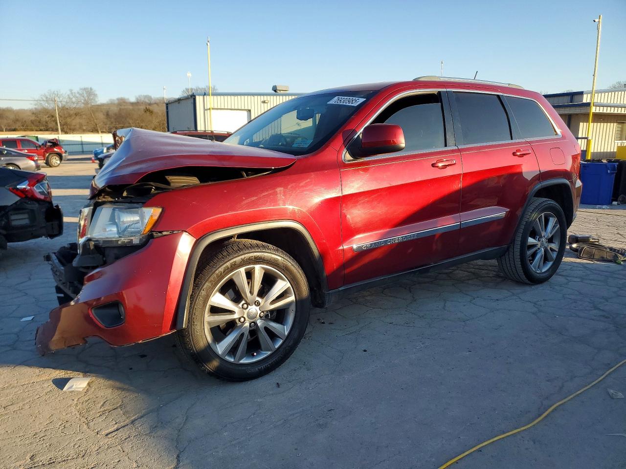 2013 Jeep Grand Cherokee Laredo, VIN 1C4RJEAG0DC538148 — Front end