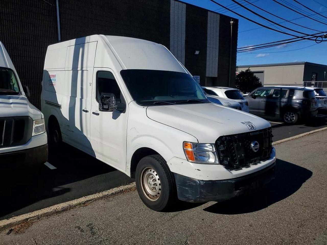 2018 Nissan NV Cargo S, VIN 1N6BF0LY4JN811102 — Ранее повреждён