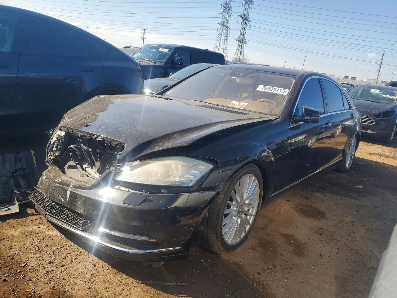 2010 Mercedes-Benz S 550, VIN WDDNG8GB7AA339735 — Front end