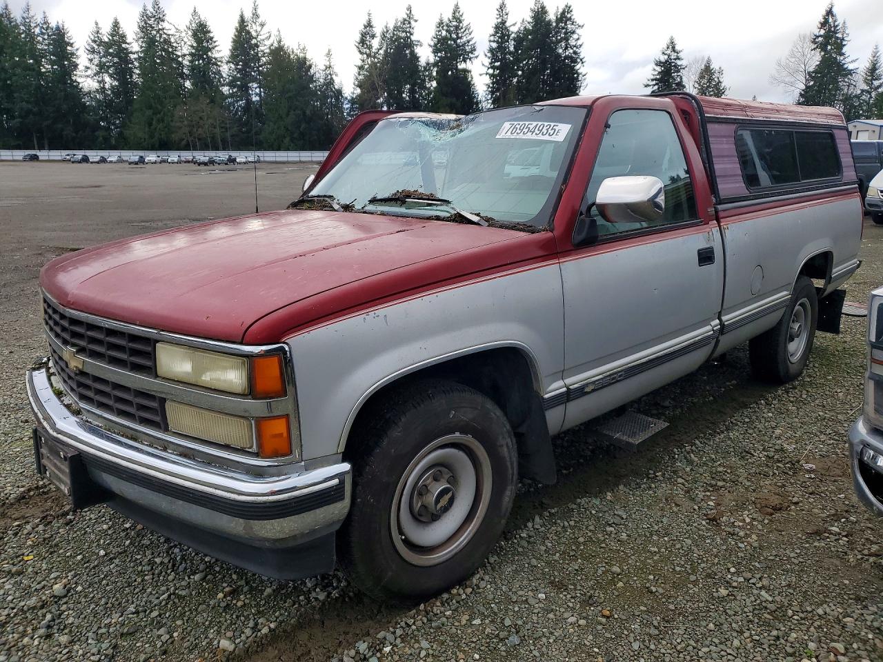 1991 Chevrolet Silverado 2500, VIN 2GCFC24K2M1106047 — Roof