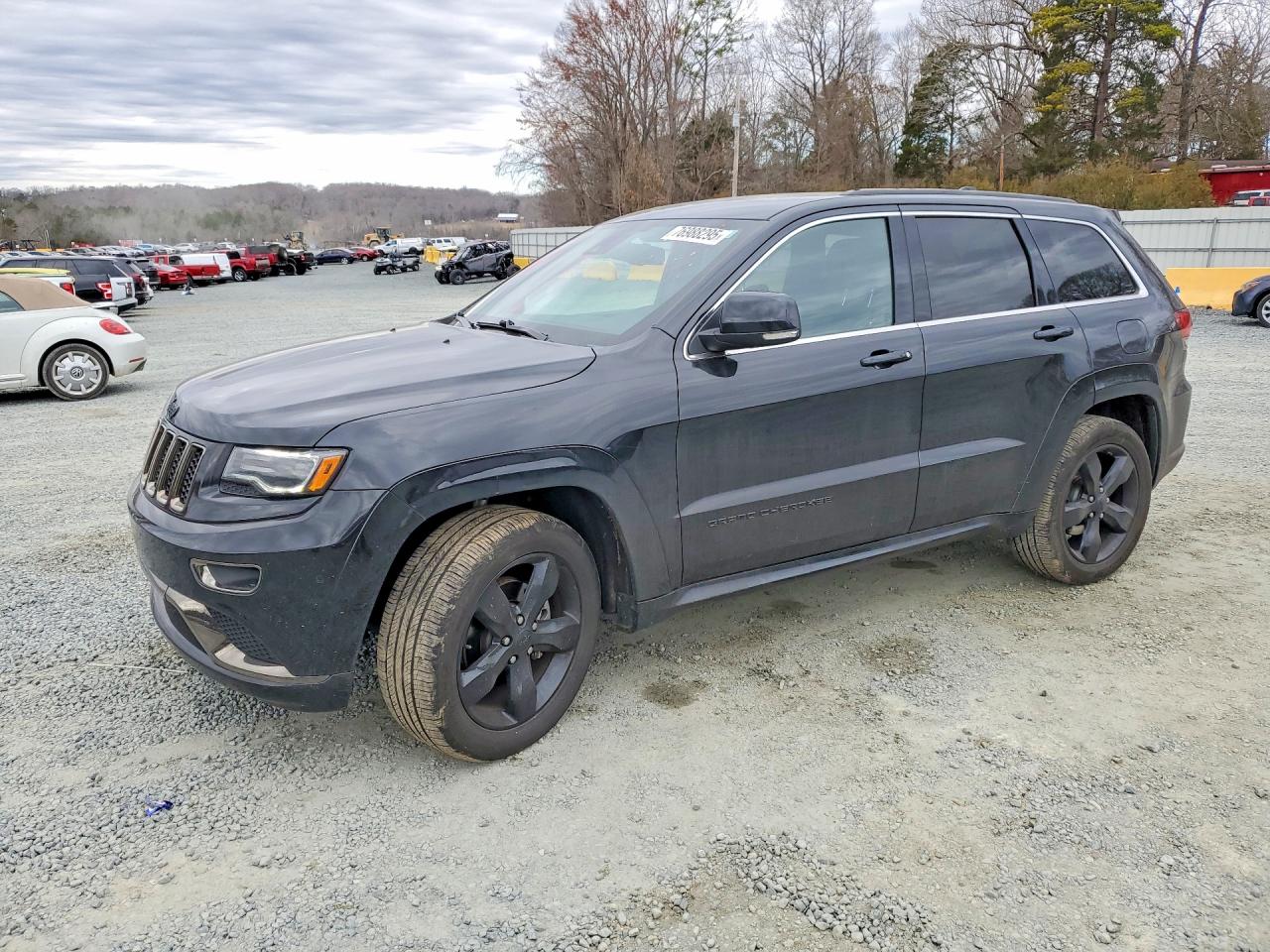 2016 Jeep Grand Cherokee High Altitude, VIN 1C4RJFCG3GC333253 — Undercarriage