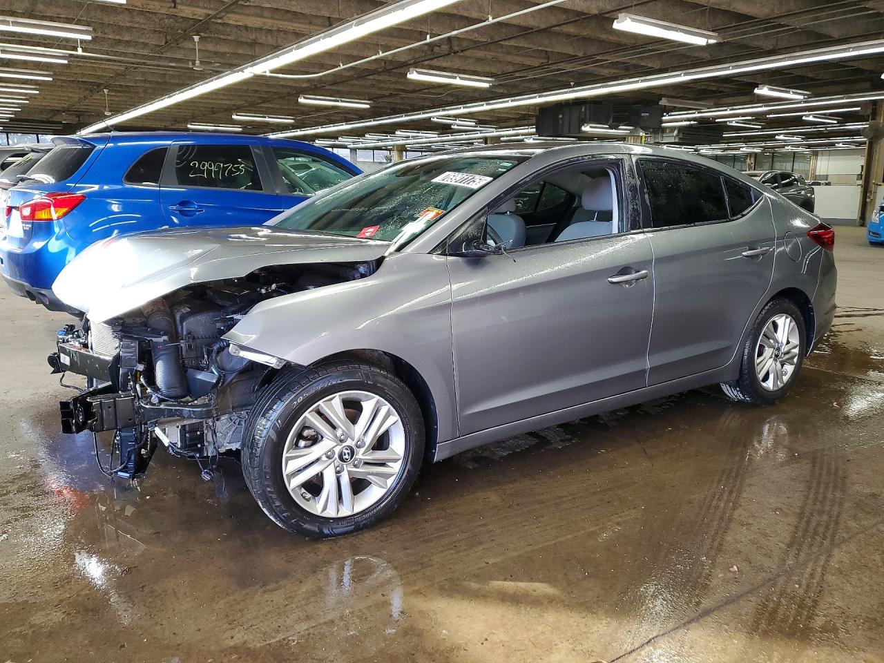 2019 Hyundai Elantra SEL, VIN 5NPD84LF2KH444648 — Frame damage