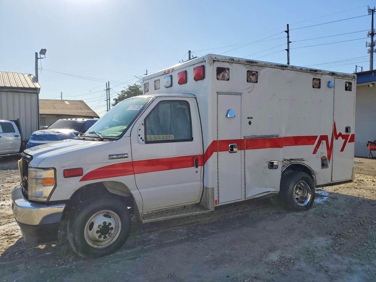 2021 Ford E-Series Commercial, VIN 1FDWE3FN5MDC18610 — Side
