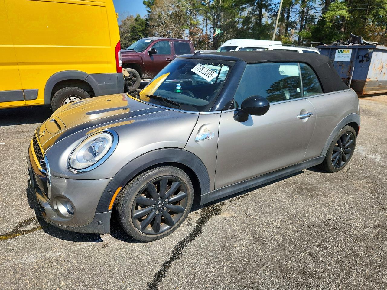 2016 MINI Convertible S, VIN WMWWG9C5XG3A91885 — Фото с аукциона 1 of 12