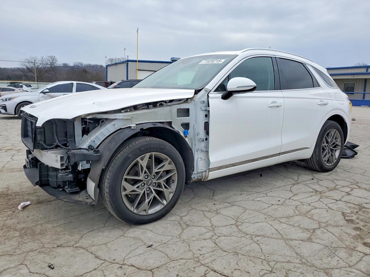 2022 Genesis GV70 2.5T, VIN KMUMADTB2NU059017 — Front end