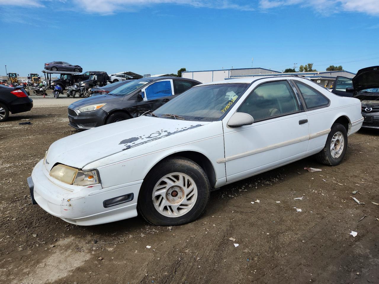 2005 Ford Thunderbird LX, VIN 1FAPP62T2NH143664 — Front end