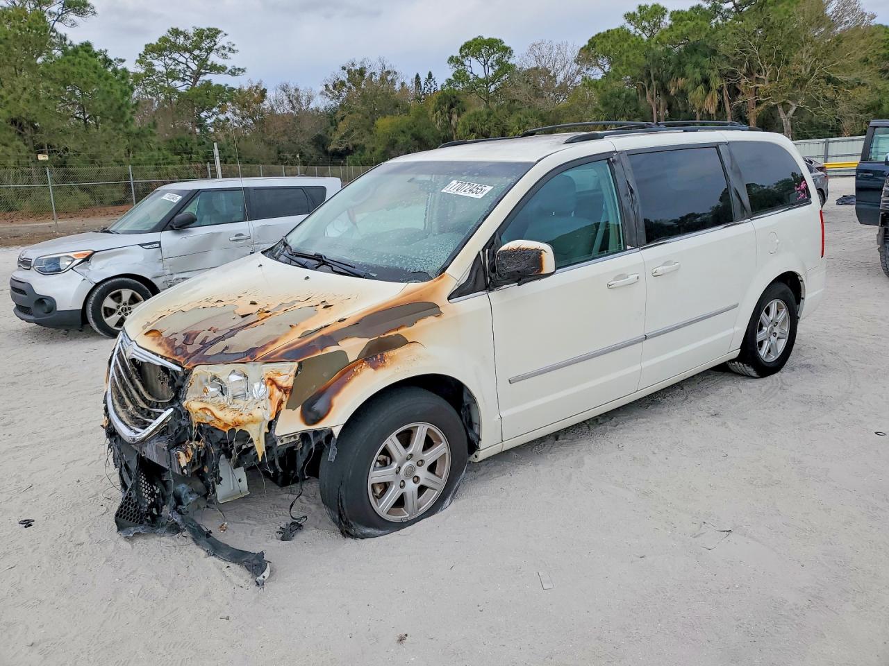 2010 Chrysler Town & Country Touring, VIN 2A4RR5D10AR306985 — Engine fire